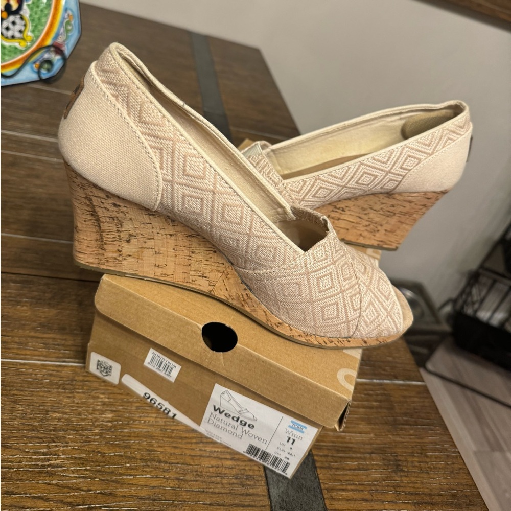 TOMS Wedge Sandals